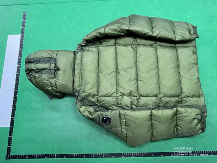 Zdjęcie QC 3 z 3 — Moncler Maya Puffer Jacket [4 styles]