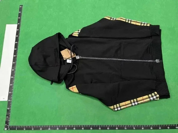 Zdjęcie QC 4 z 6 — Burberry Vintage Check Hoodie & Sweater Collection [30 styles]
