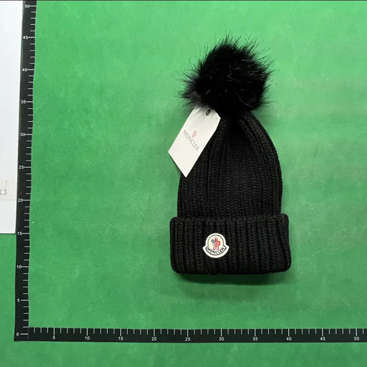 Zdjęcie QC 3 z 5 — Moncler Logo Knit Beanie, Scarf & Gloves Set [18 styles]