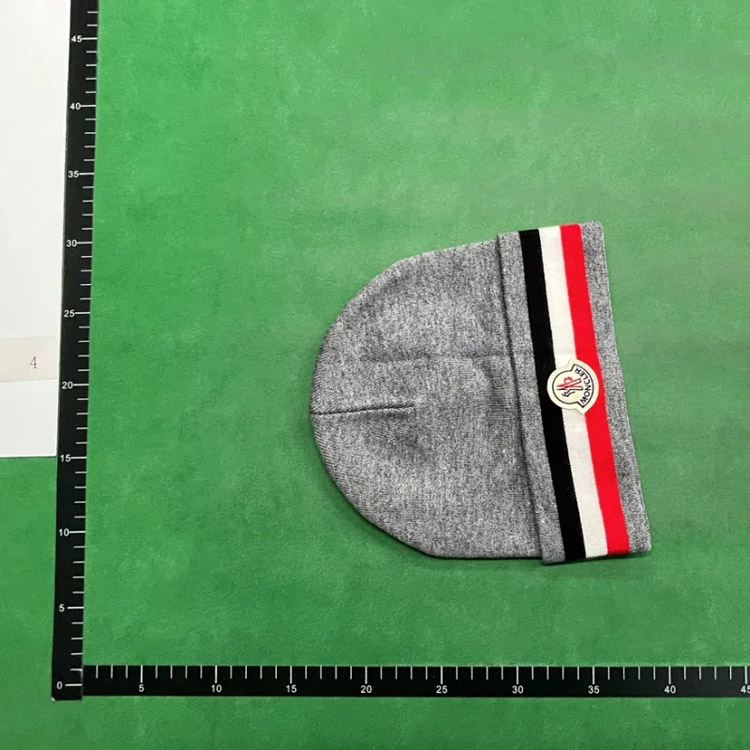 Zdjęcie QC 1 z 5 — Moncler Logo Knit Beanie, Scarf & Gloves Set [18 styles]