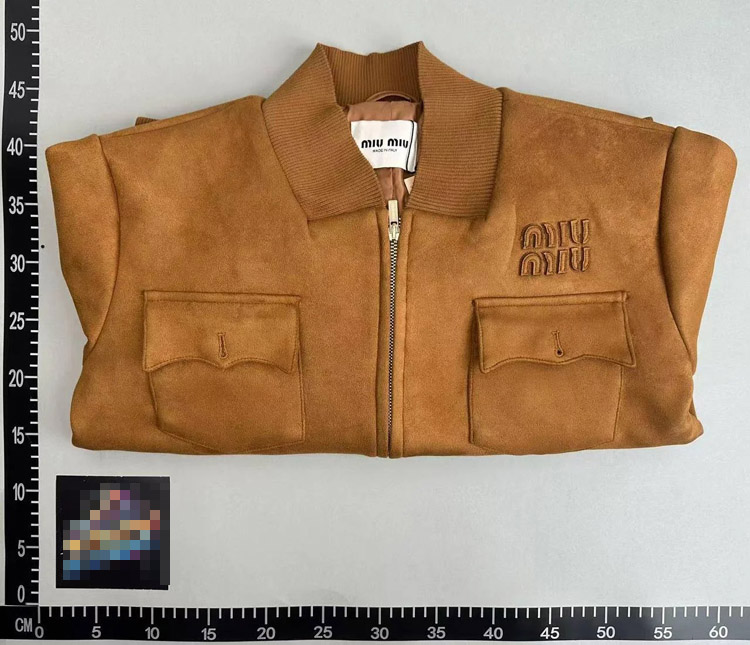 Zdjęcie QC 3 z 3 — Miu Miu Logo-Embroidered Jacket [9 styles]