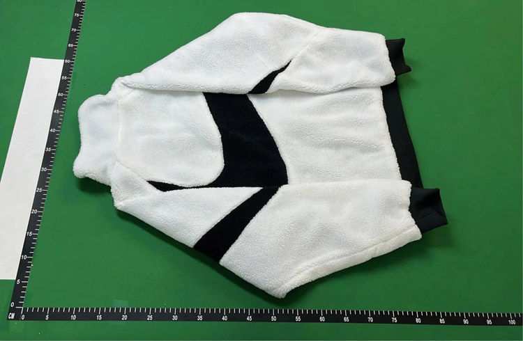 Zdjęcie QC 1 z 3 — Nike Swoosh Sherpa Fleece Jacket & Vest [6 styles]