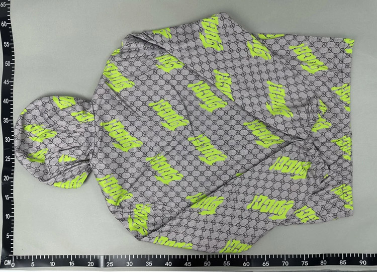 Zdjęcie QC 2 z 4 — Gucci GG Supreme / Versace Baroque / Burberry Check Windbreakers [19 styles]