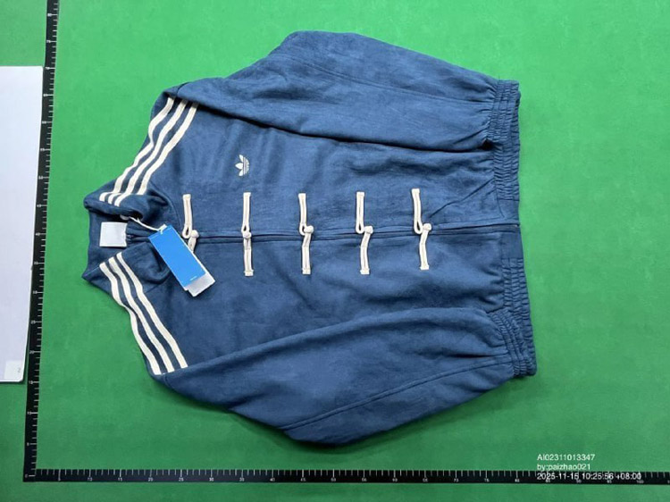 Zdjęcie QC 3 z 3 — Adidas Chinese Knot Jacket [4 styles]
